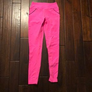 Beyond Yoga hot pink yoga pants